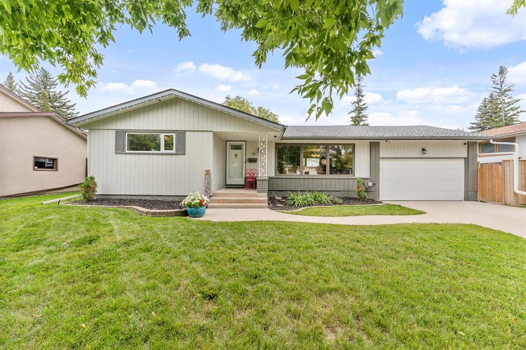 Photo 1 of 10 Leacock Avenue, Winnipeg MB