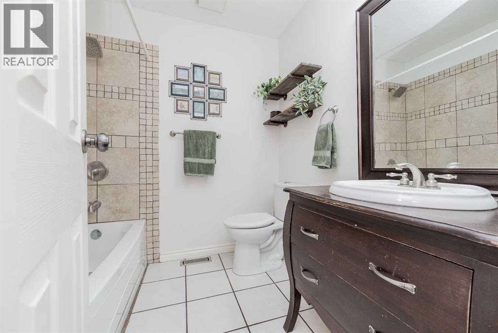 Photo 13 of 9706 72 Avenue, Grande Prairie AB