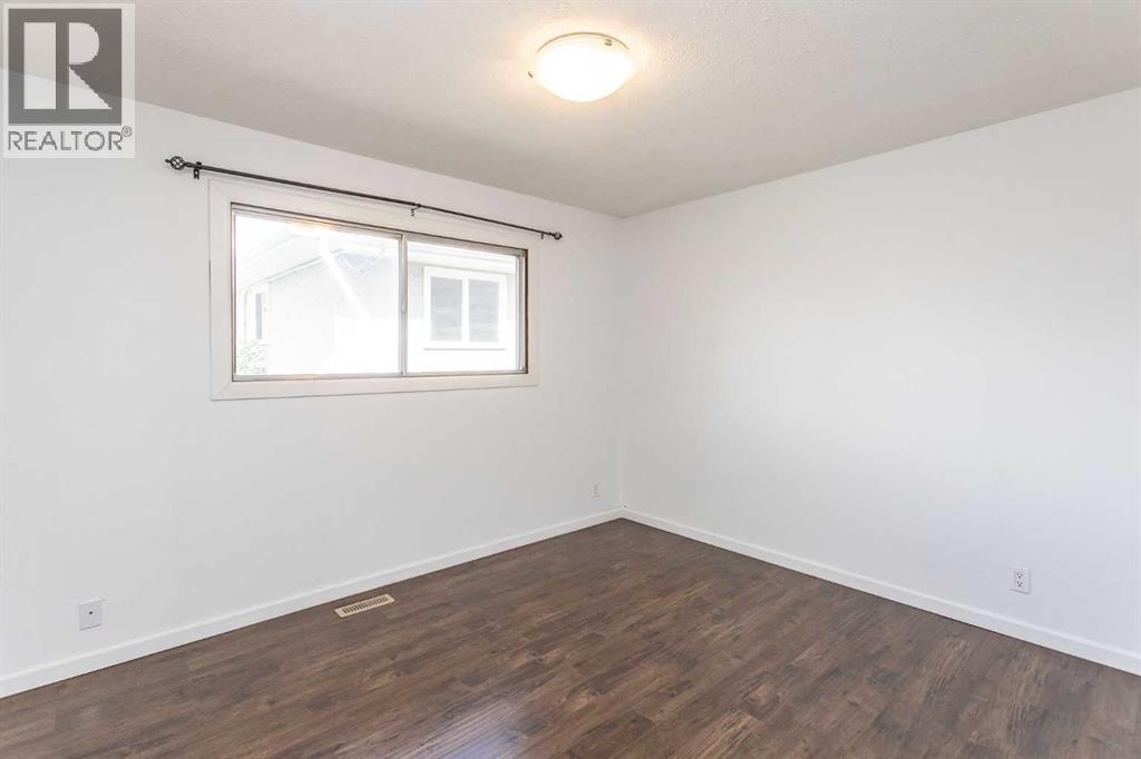 Photo 17 of 6308 61 Avenue, Red Deer AB