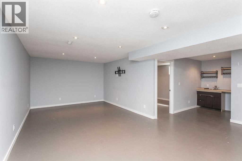 Photo 22 of 6308 61 Avenue, Red Deer AB