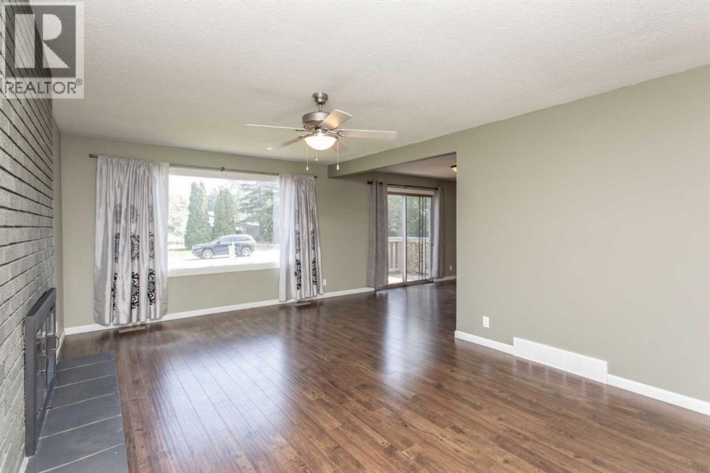 Photo 6 of 6308 61 Avenue, Red Deer AB