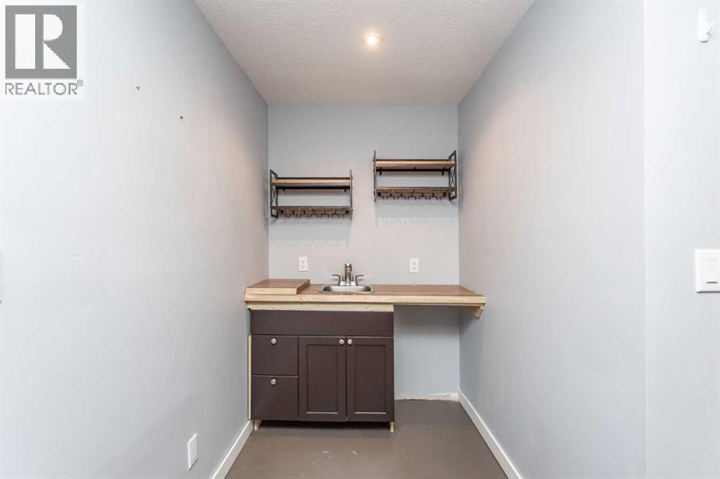 Photo 25 of 6308 61 Avenue, Red Deer AB