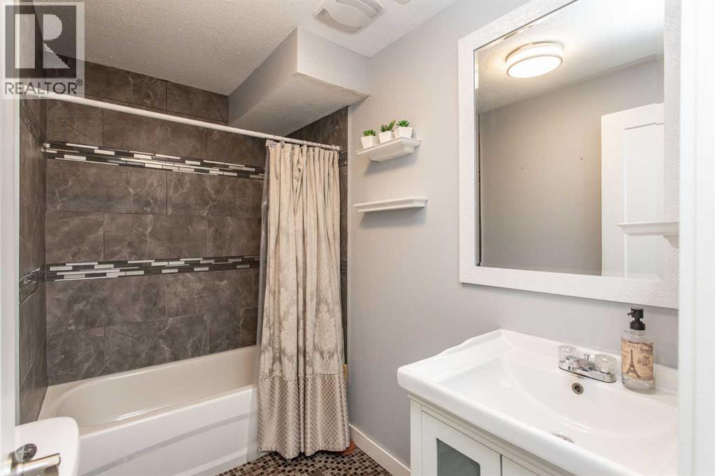Photo 26 of 6308 61 Avenue, Red Deer AB