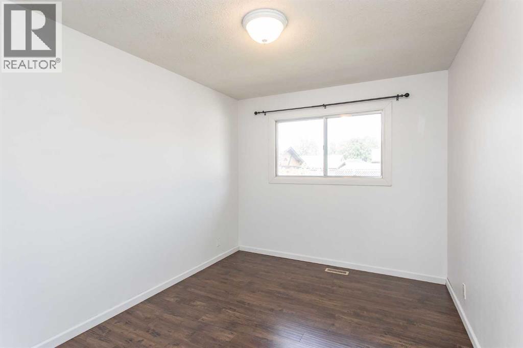 Photo 16 of 6308 61 Avenue, Red Deer AB