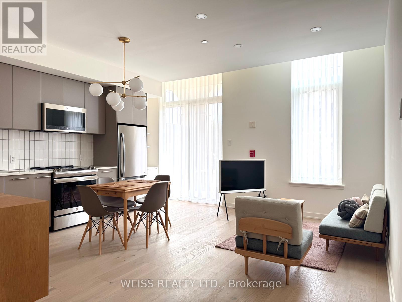 Photo 4 of 101 101 Cathedral High Street, Markham ON