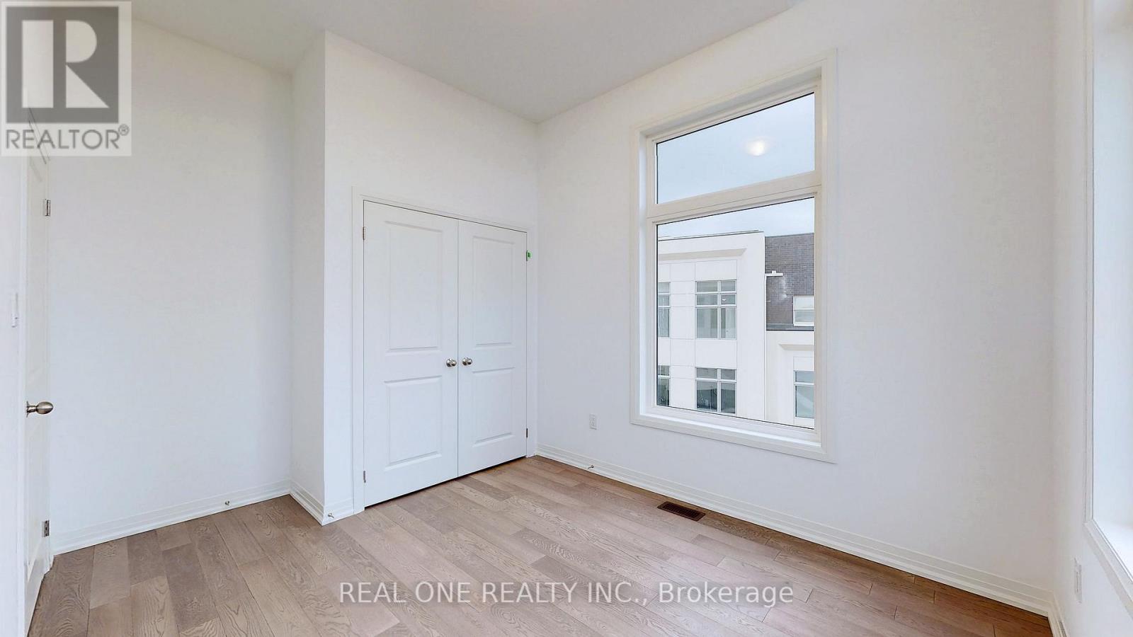 Photo 22 of 125 Markland Street, Markham ON