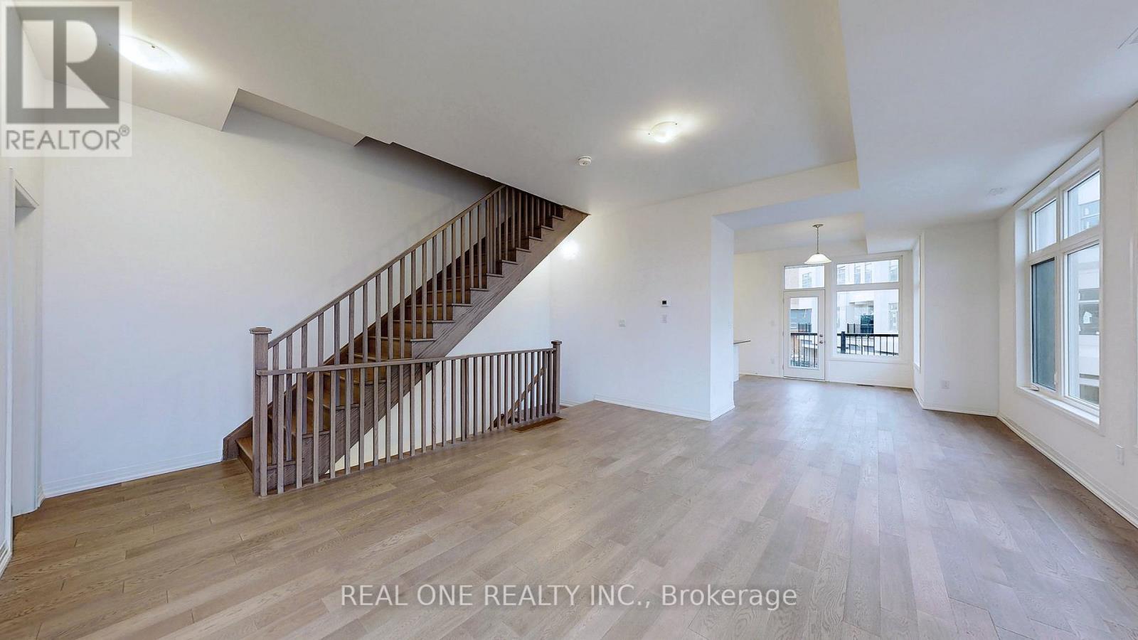 Photo 6 of 125 Markland Street, Markham ON