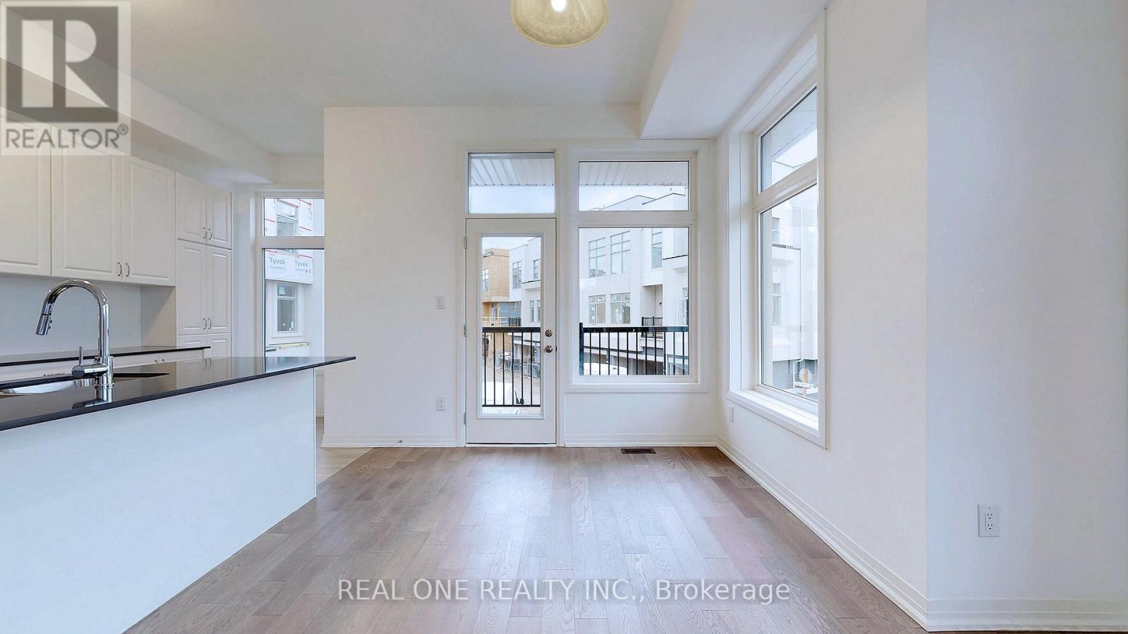 Photo 9 of 125 Markland Street, Markham ON
