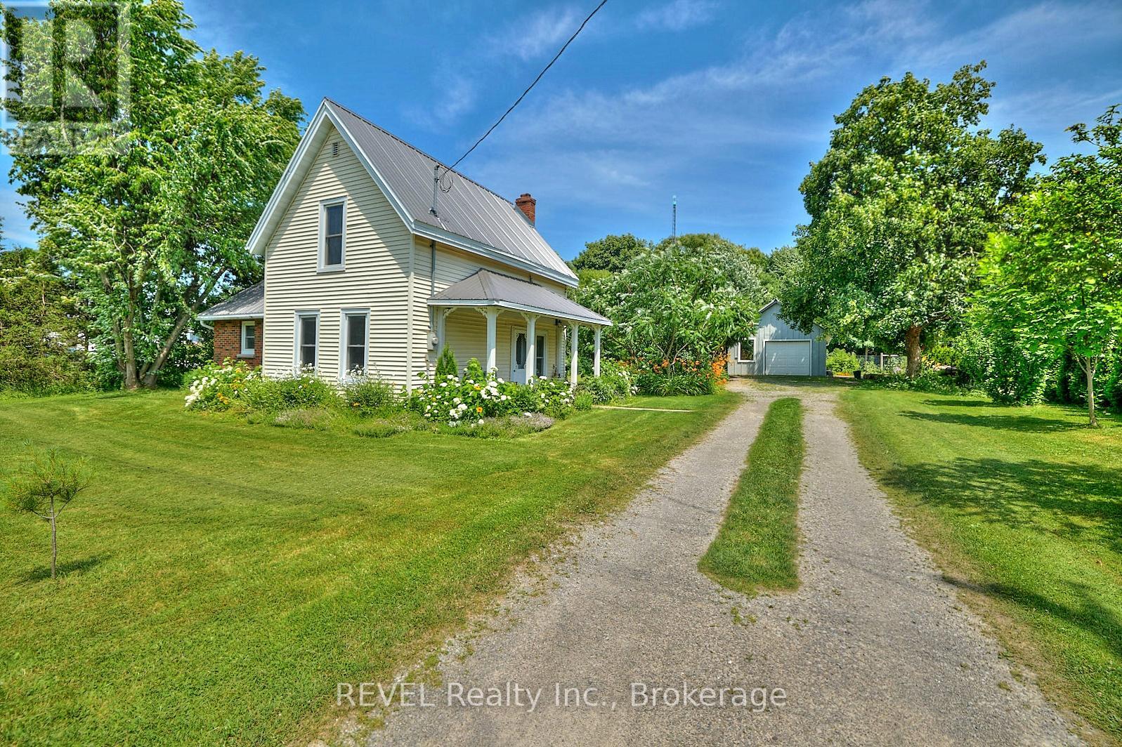 Photo 1 of 1819 Balfour Street, Pelham ON