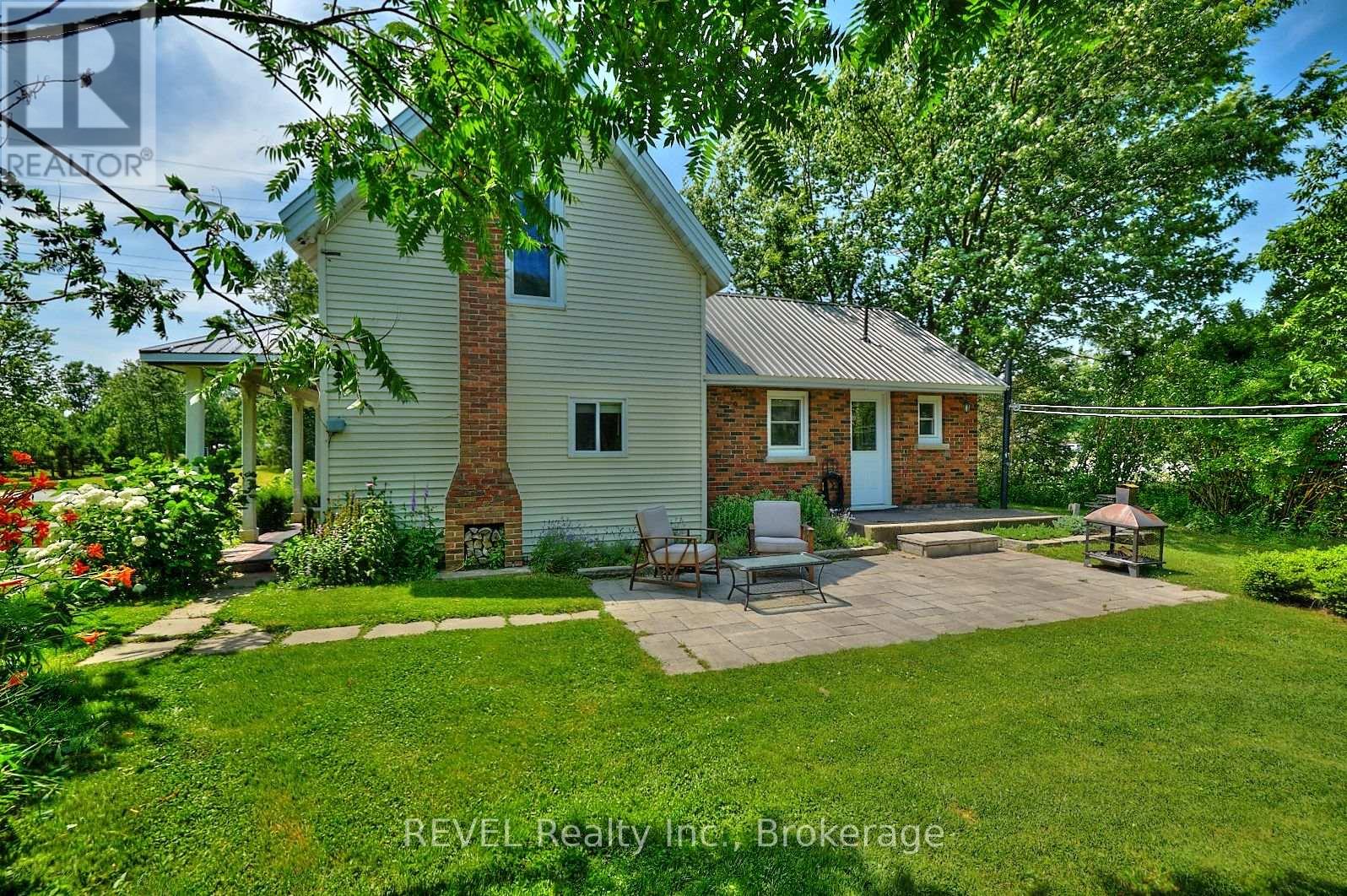 Photo 34 of 1819 Balfour Street, Pelham ON