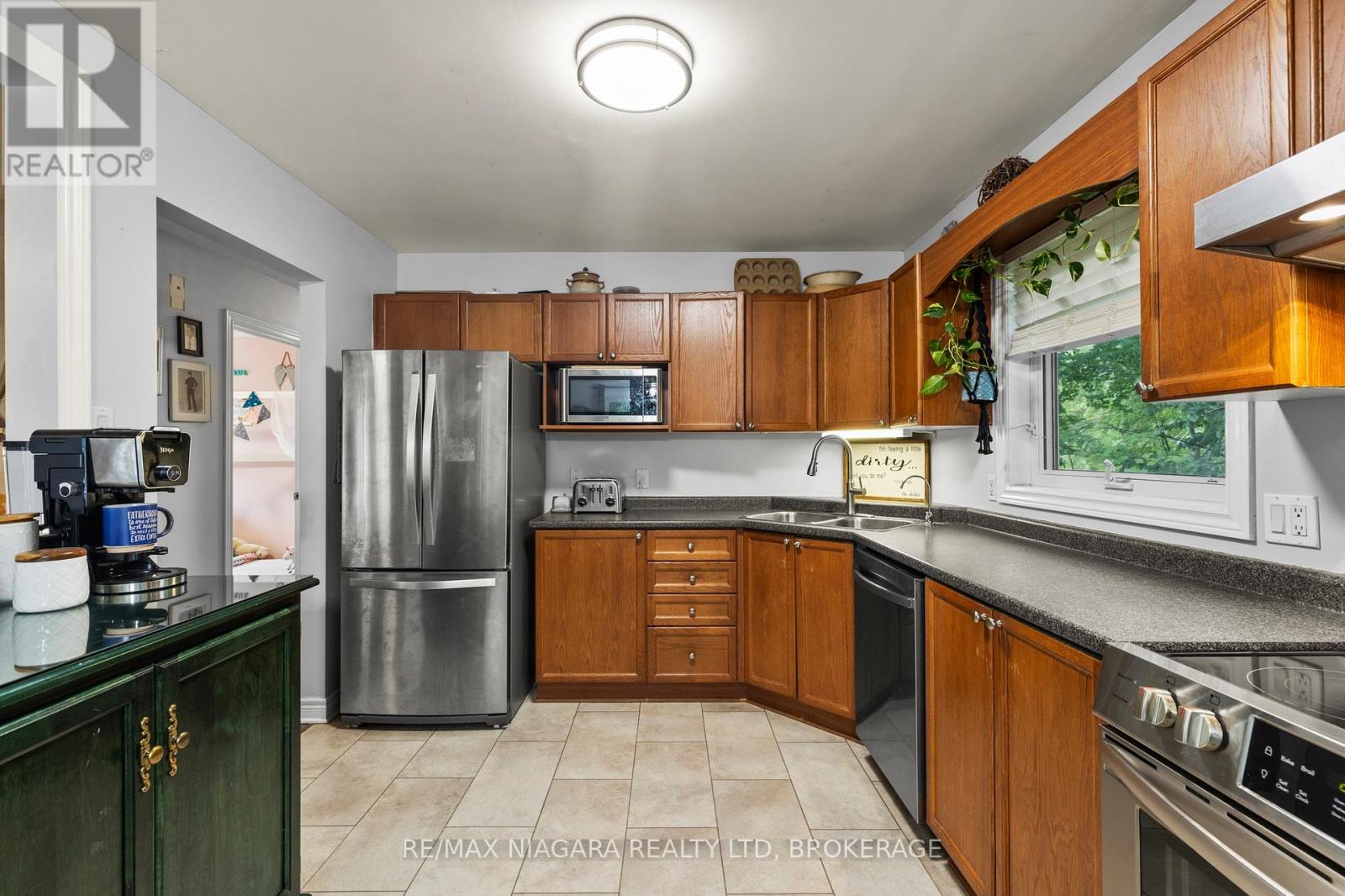 Photo 11 of 3940 Farr Avenue, Fort Erie ON