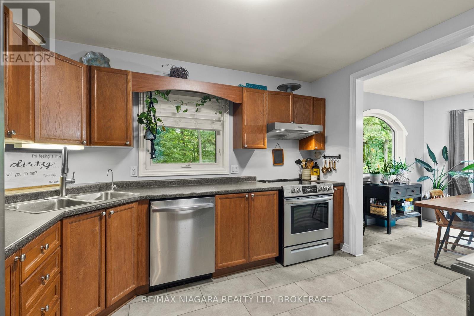 Photo 12 of 3940 Farr Avenue, Fort Erie ON