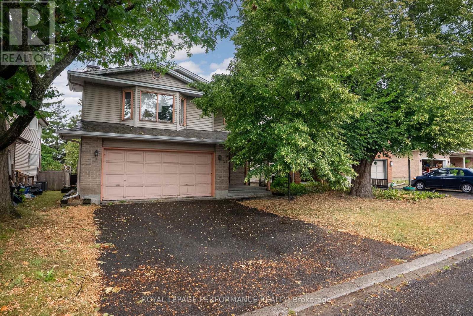 Photo 2 of 31 Willow Glen Drive, Ottawa ON