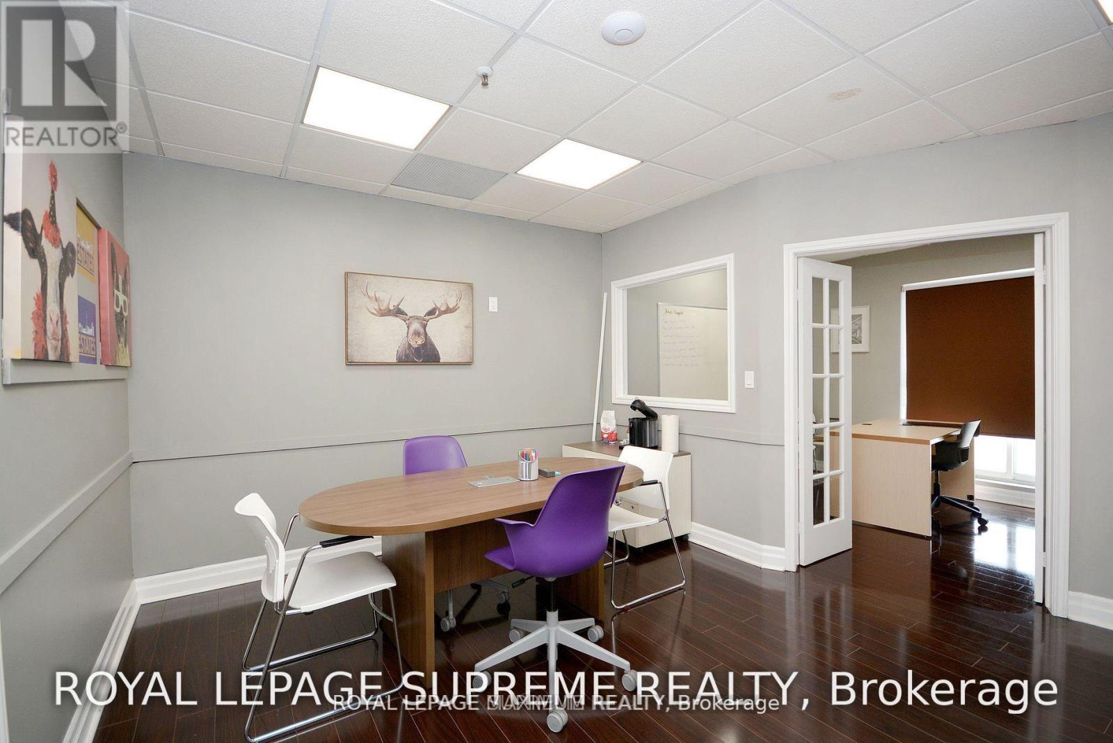 Photo 38 of 45 2355 Derry Road E, Mississauga ON