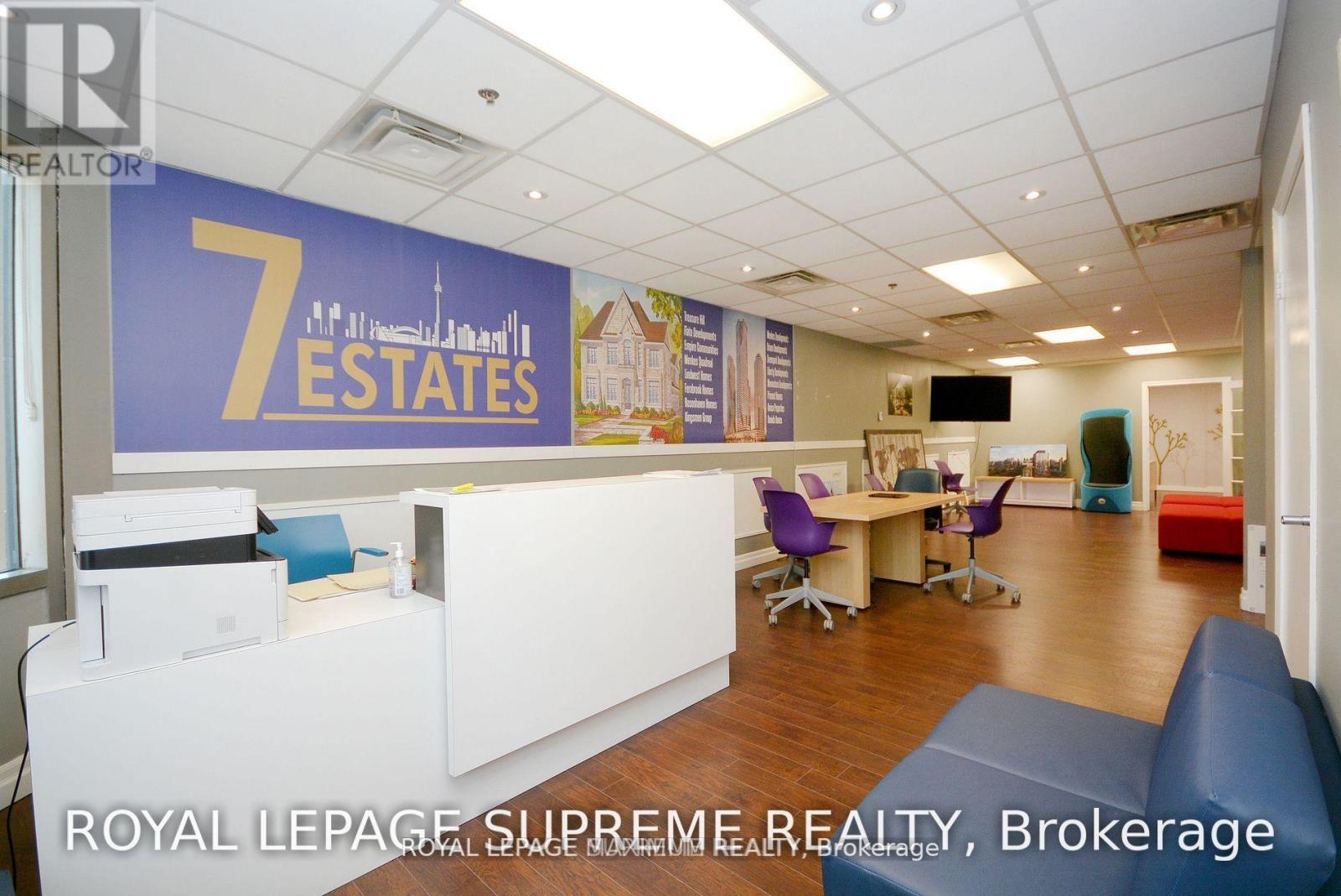 Photo 7 of 45 2355 Derry Road E, Mississauga ON