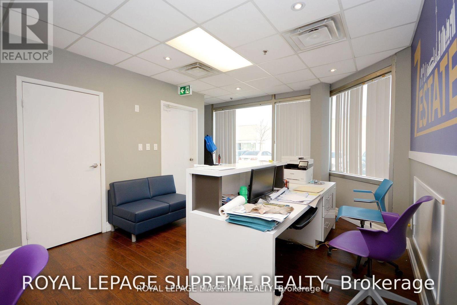 Photo 9 of 45 2355 Derry Road E, Mississauga ON