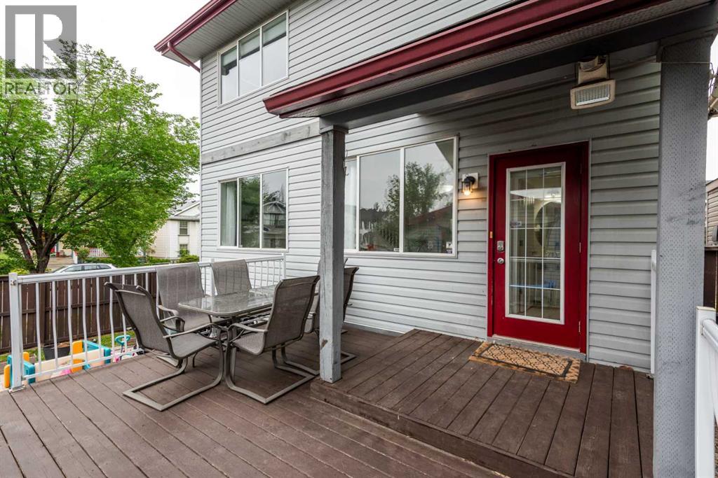 Single Family House for Sale in  Prestwick Mews SE McKenzie Towne Calgary 