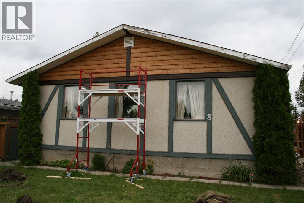 Photo 12 of 8 Penswood Place Se, Calgary AB