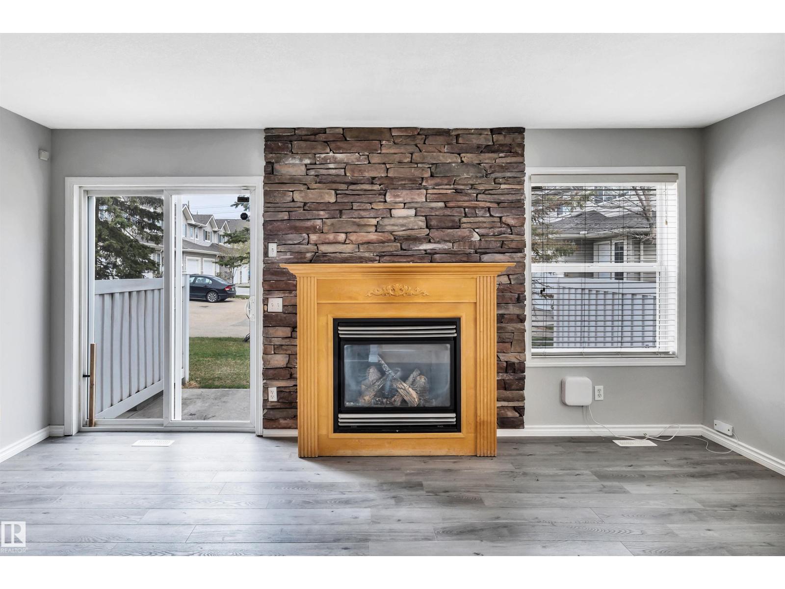 Photo 13 of 100 230 Edwards Dr Sw, Edmonton AB