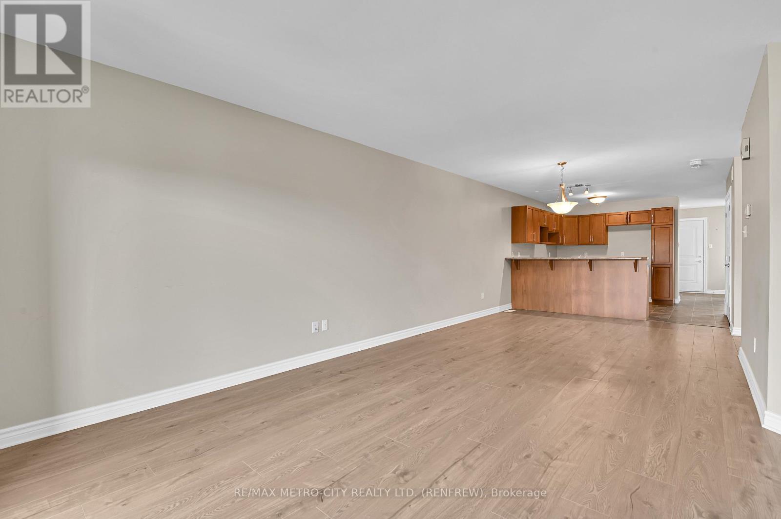 Photo 15 of 35 Otteridge Drive, Renfrew ON