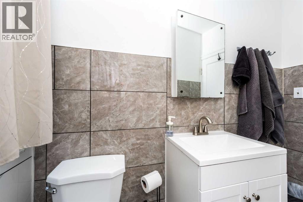 Photo 16 of 424 8 Avenue Ne, Calgary AB