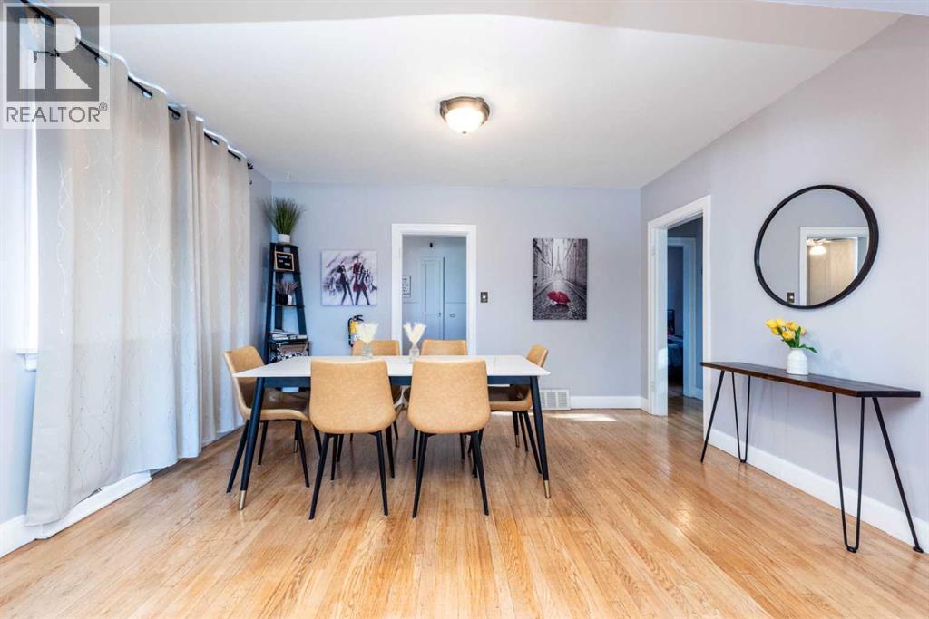 Photo 9 of 424 8 Avenue Ne, Calgary AB