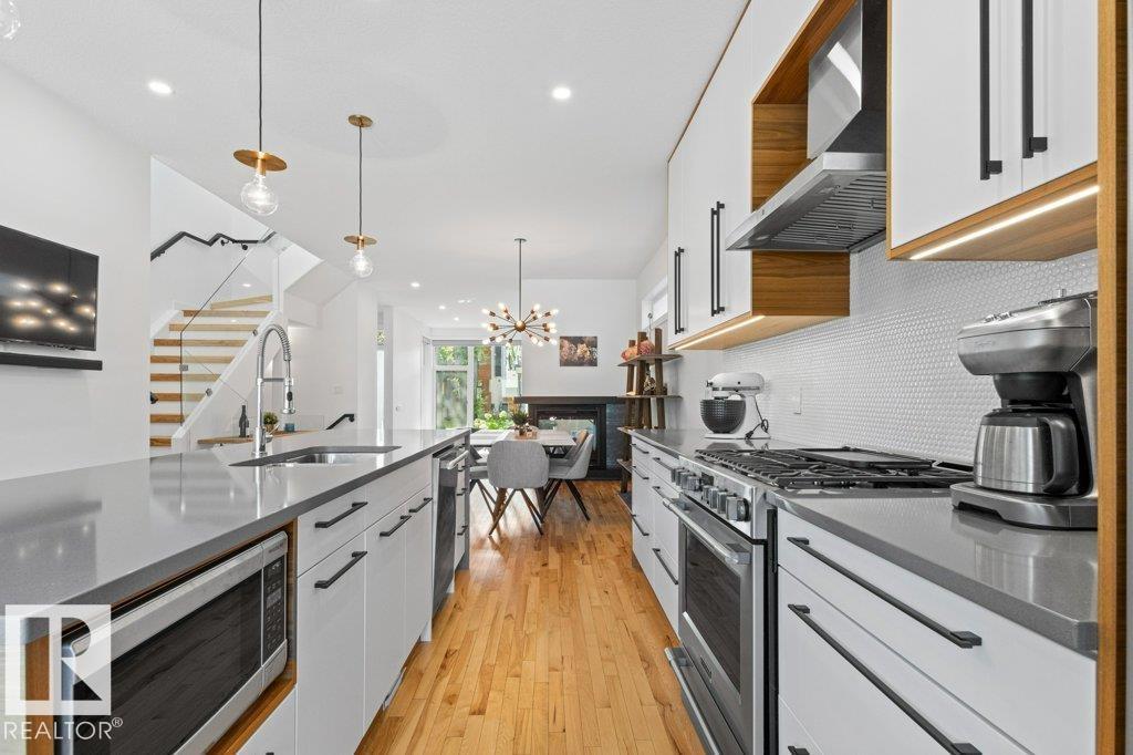 Photo 26 of 7632 92 Av Nw, Edmonton AB