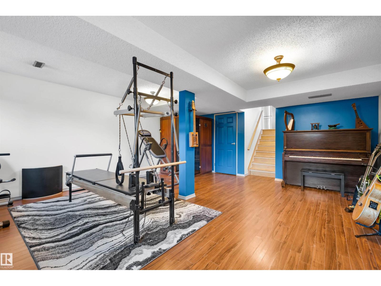 Photo 23 of 6303 11 Av Nw, Edmonton AB