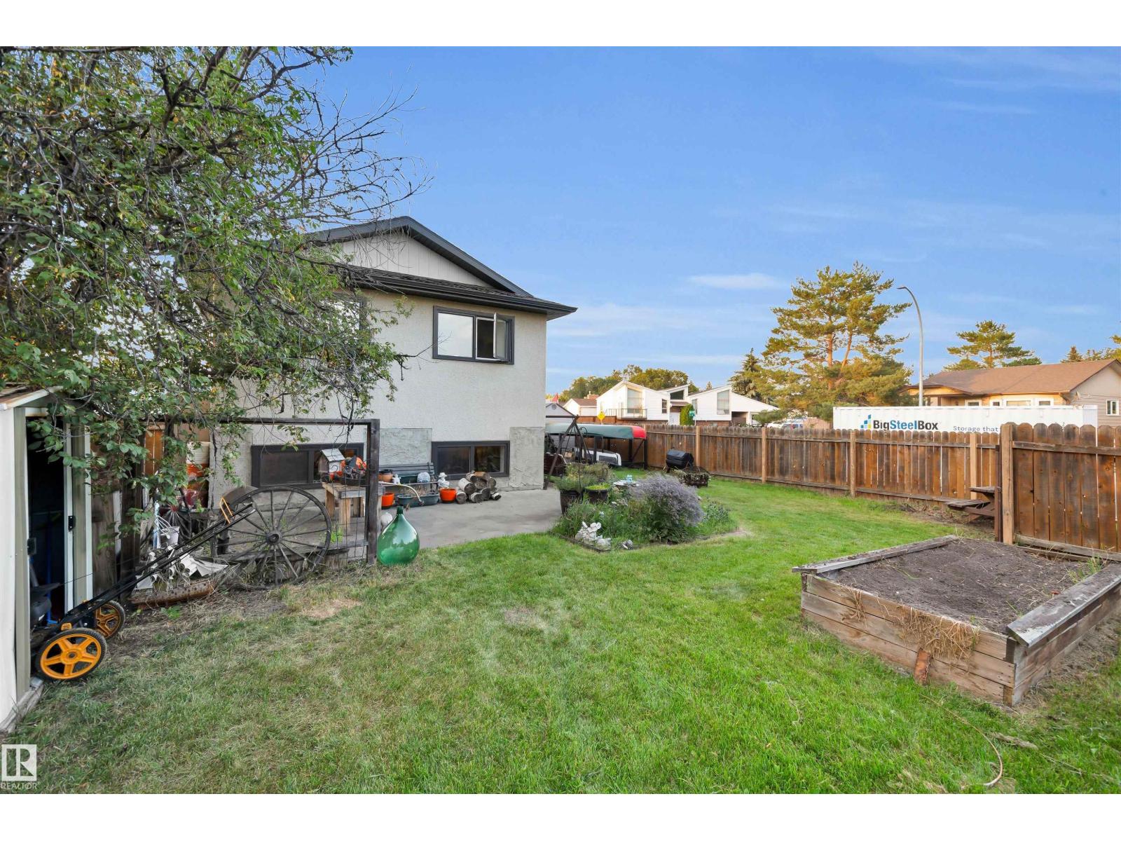Photo 29 of 6303 11 Av Nw, Edmonton AB