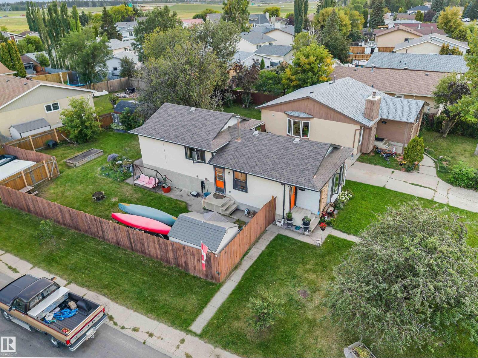 Photo 31 of 6303 11 Av Nw, Edmonton AB