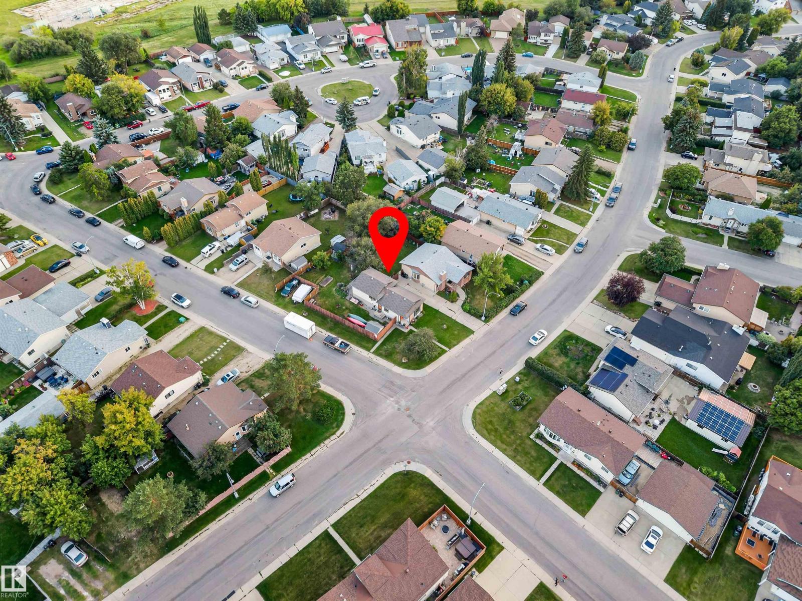 Photo 37 of 6303 11 Av Nw, Edmonton AB