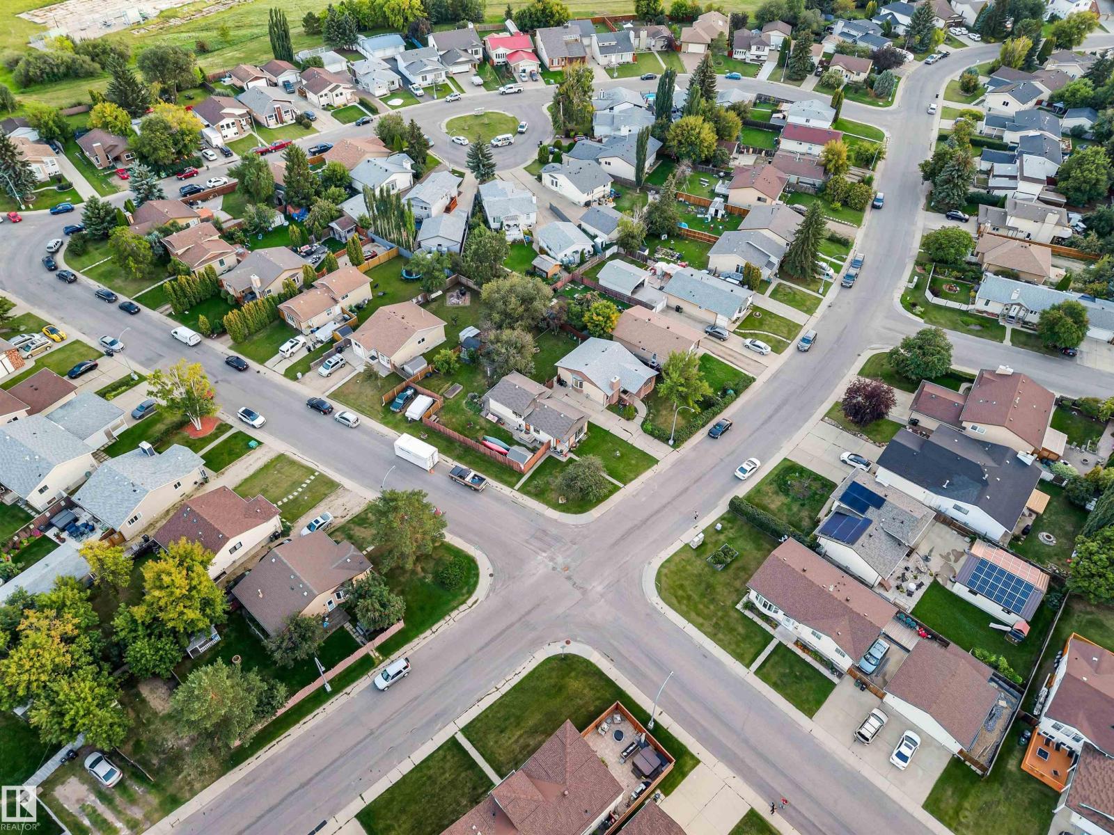 Photo 38 of 6303 11 Av Nw, Edmonton AB