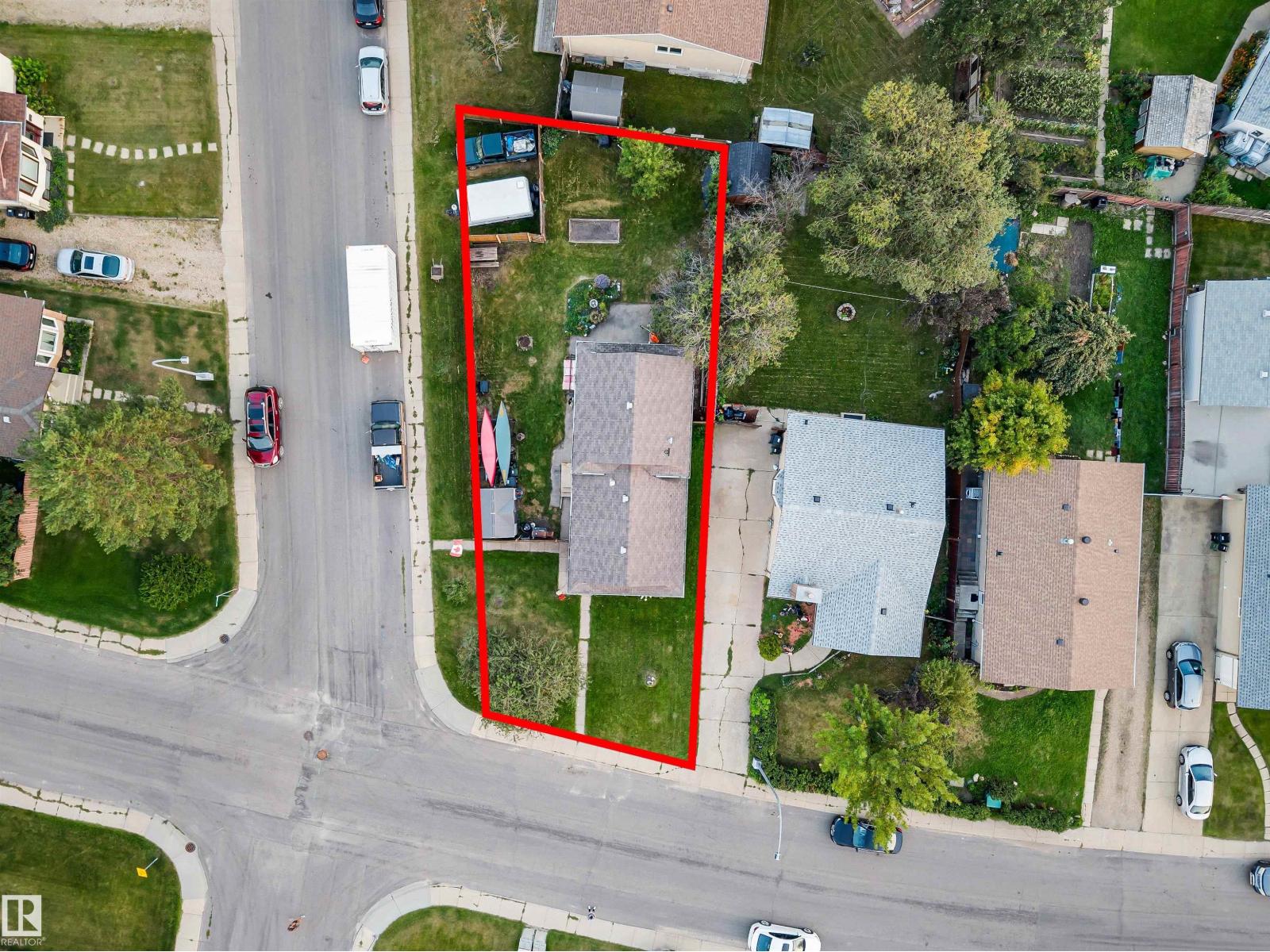 Photo 39 of 6303 11 Av Nw, Edmonton AB