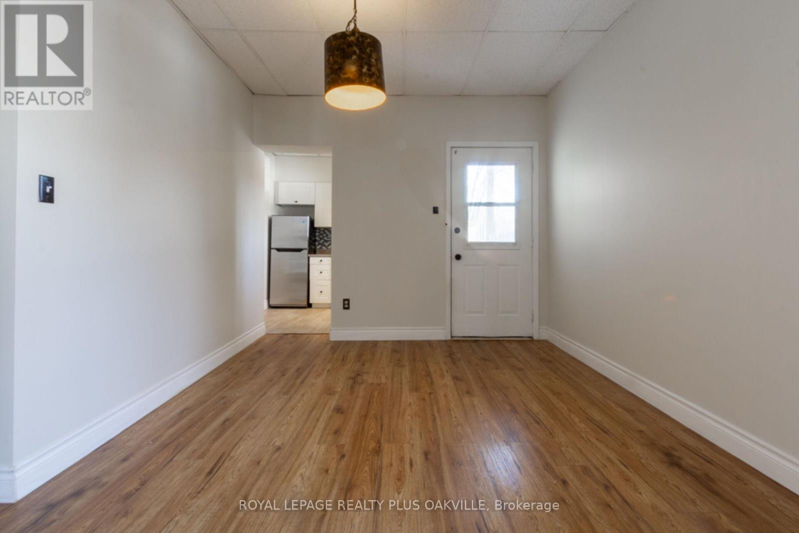 Photo 11 of 58 Lorne Avenue, Hamilton ON