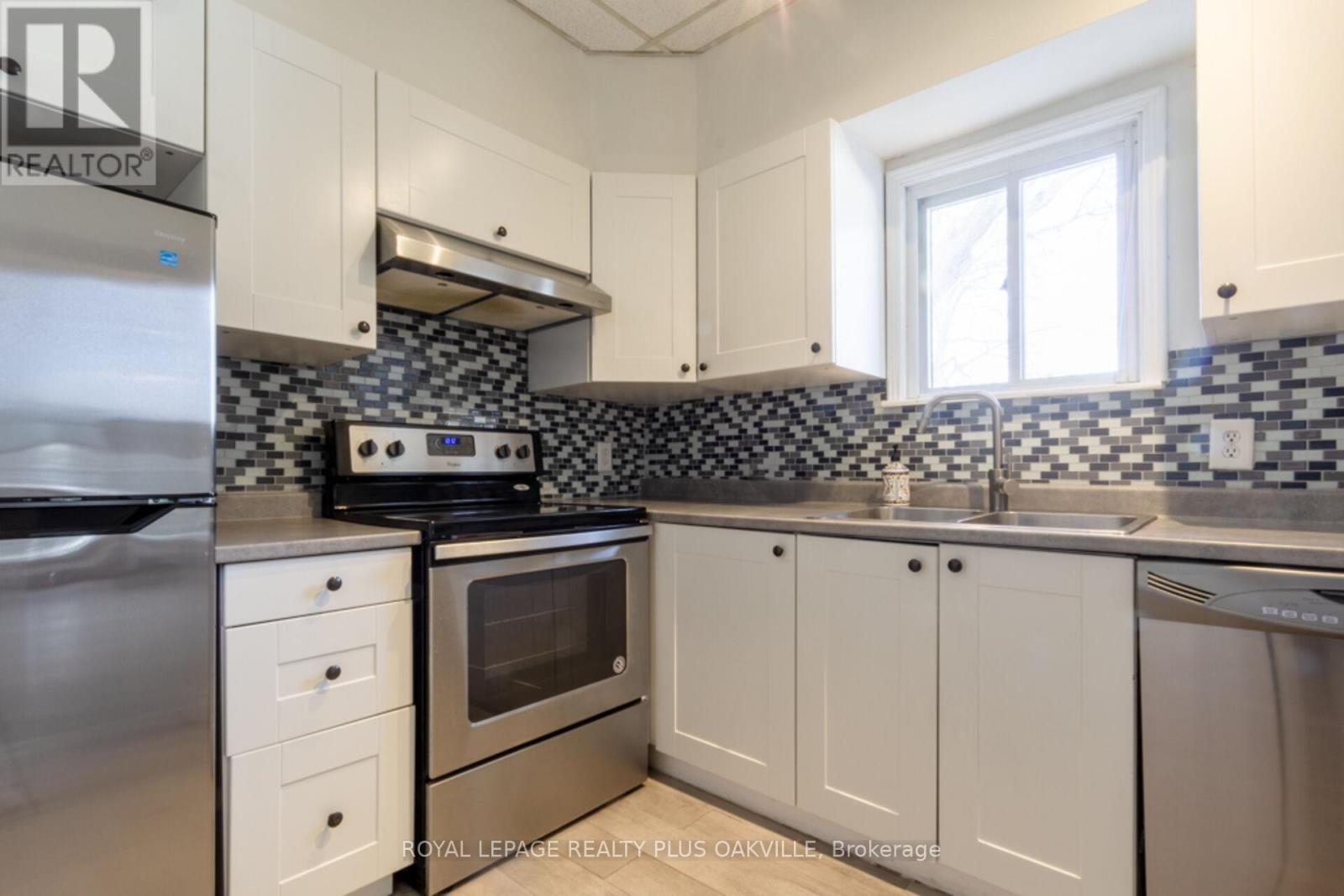 Photo 14 of 58 Lorne Avenue, Hamilton ON