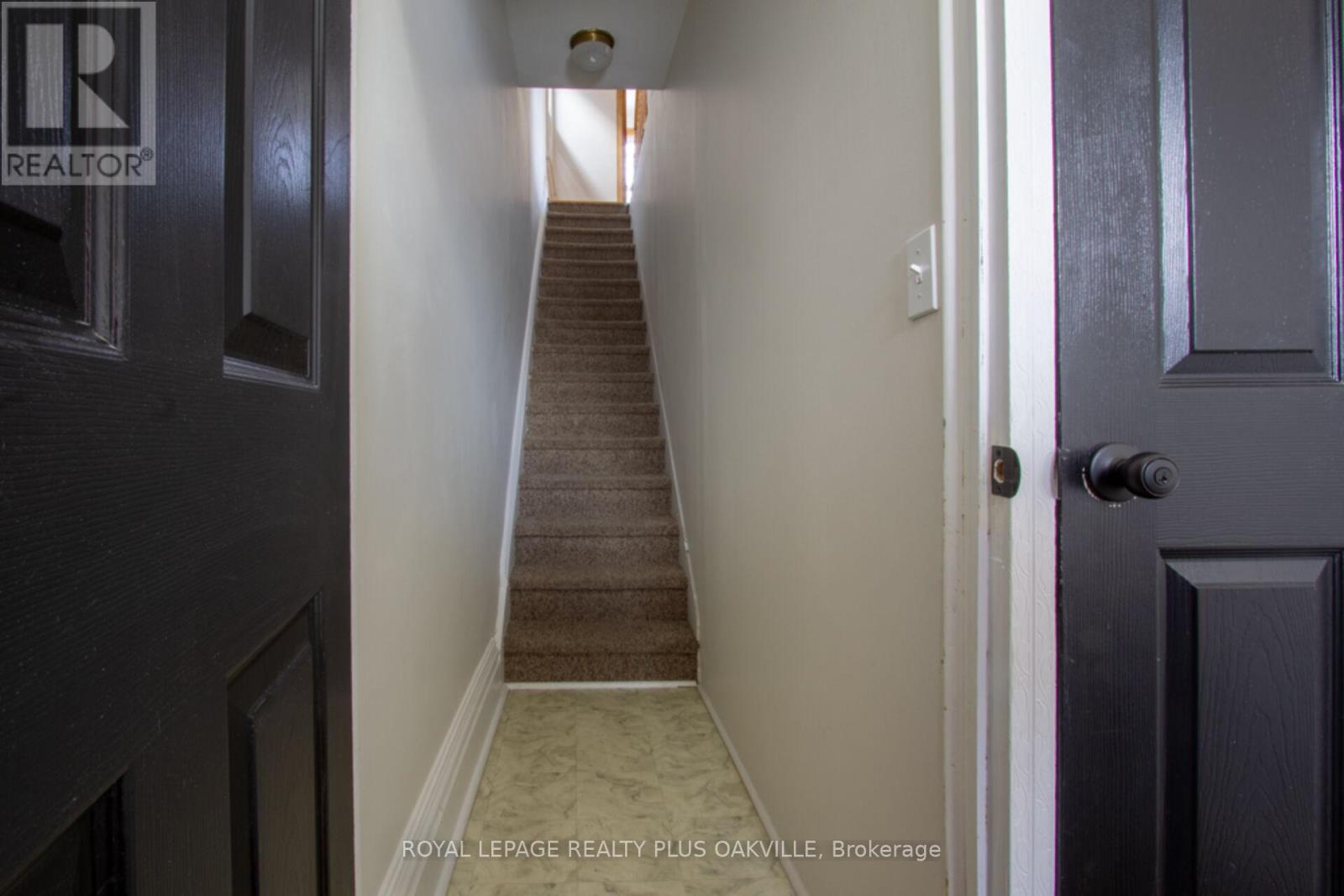 Photo 24 of 58 Lorne Avenue, Hamilton ON