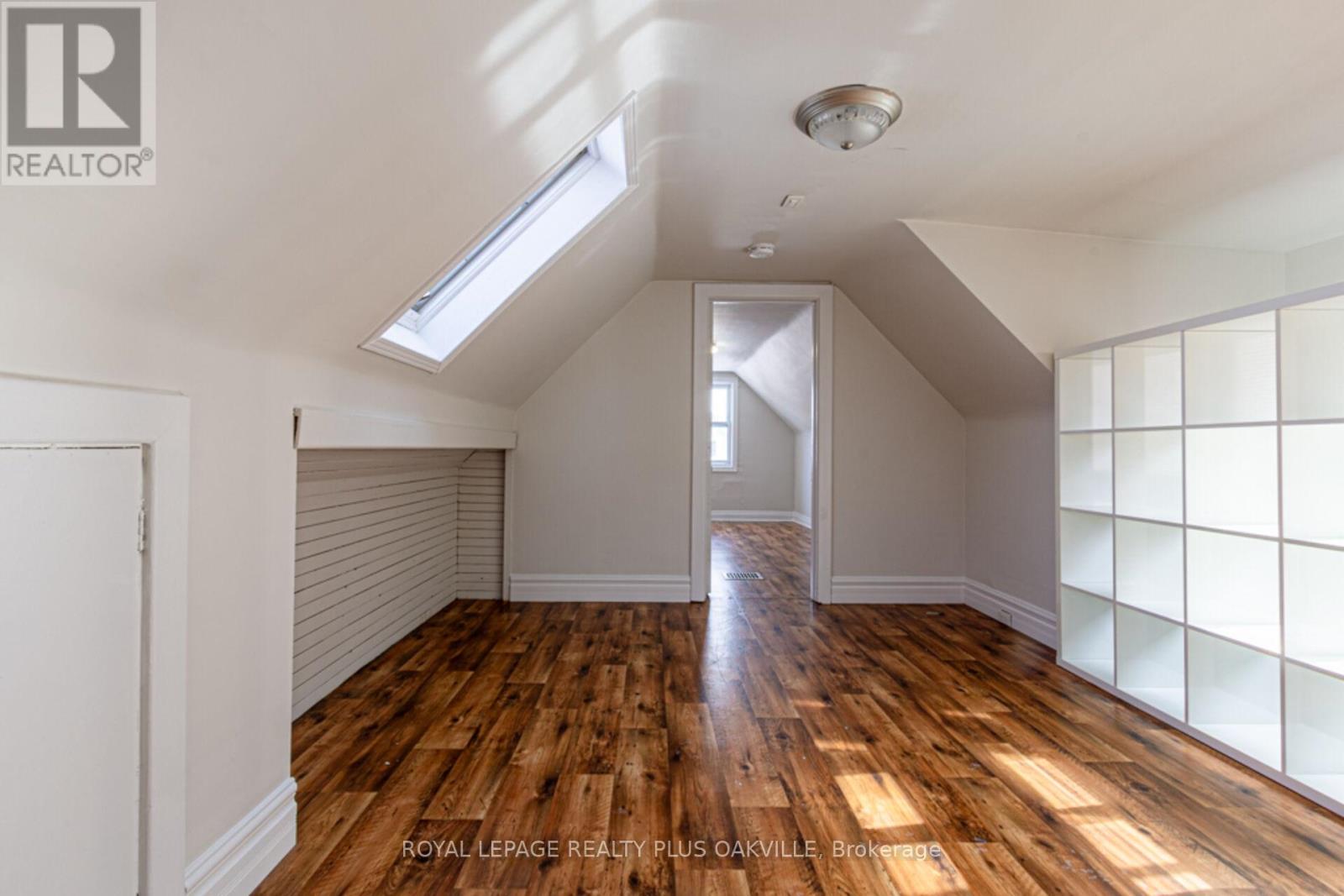 Photo 37 of 58 Lorne Avenue, Hamilton ON