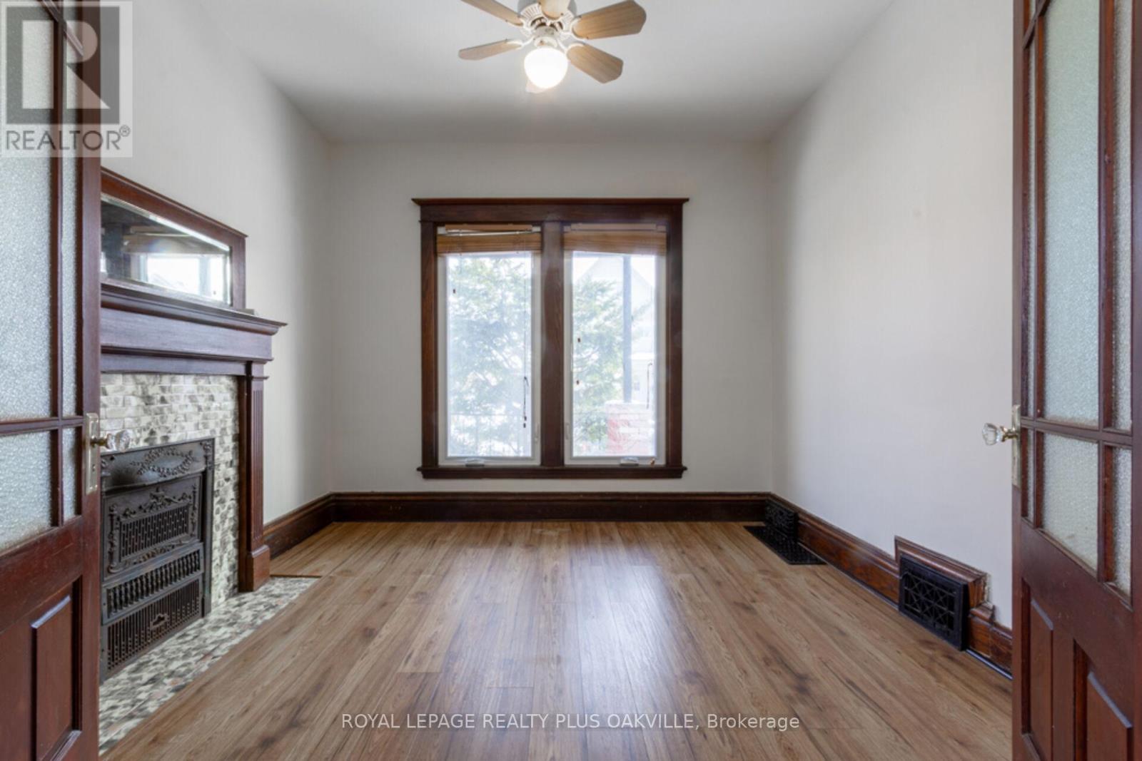 Photo 4 of 58 Lorne Avenue, Hamilton ON