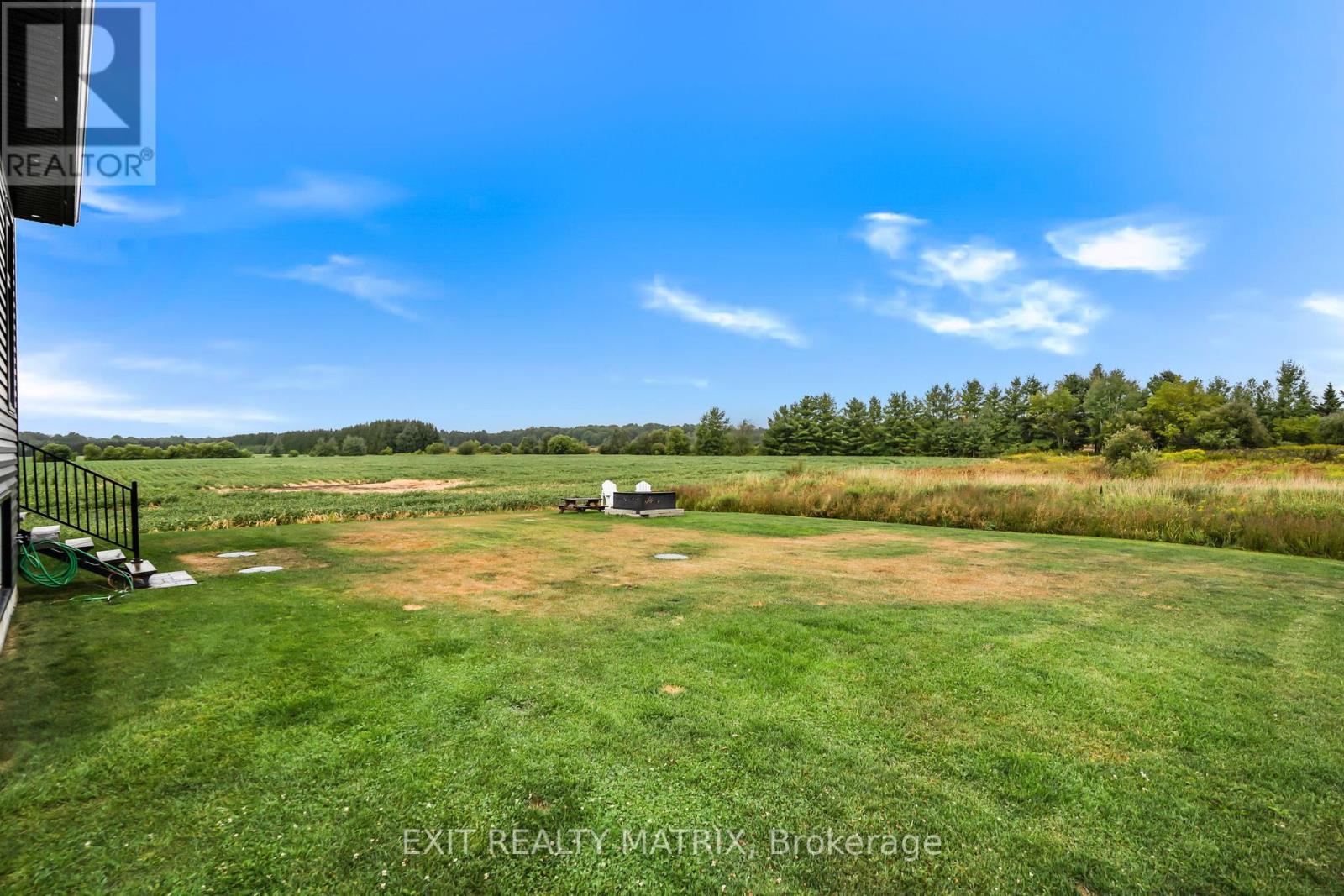 Photo 31 of 529 Voie Ferree Road, Clarencerockland ON