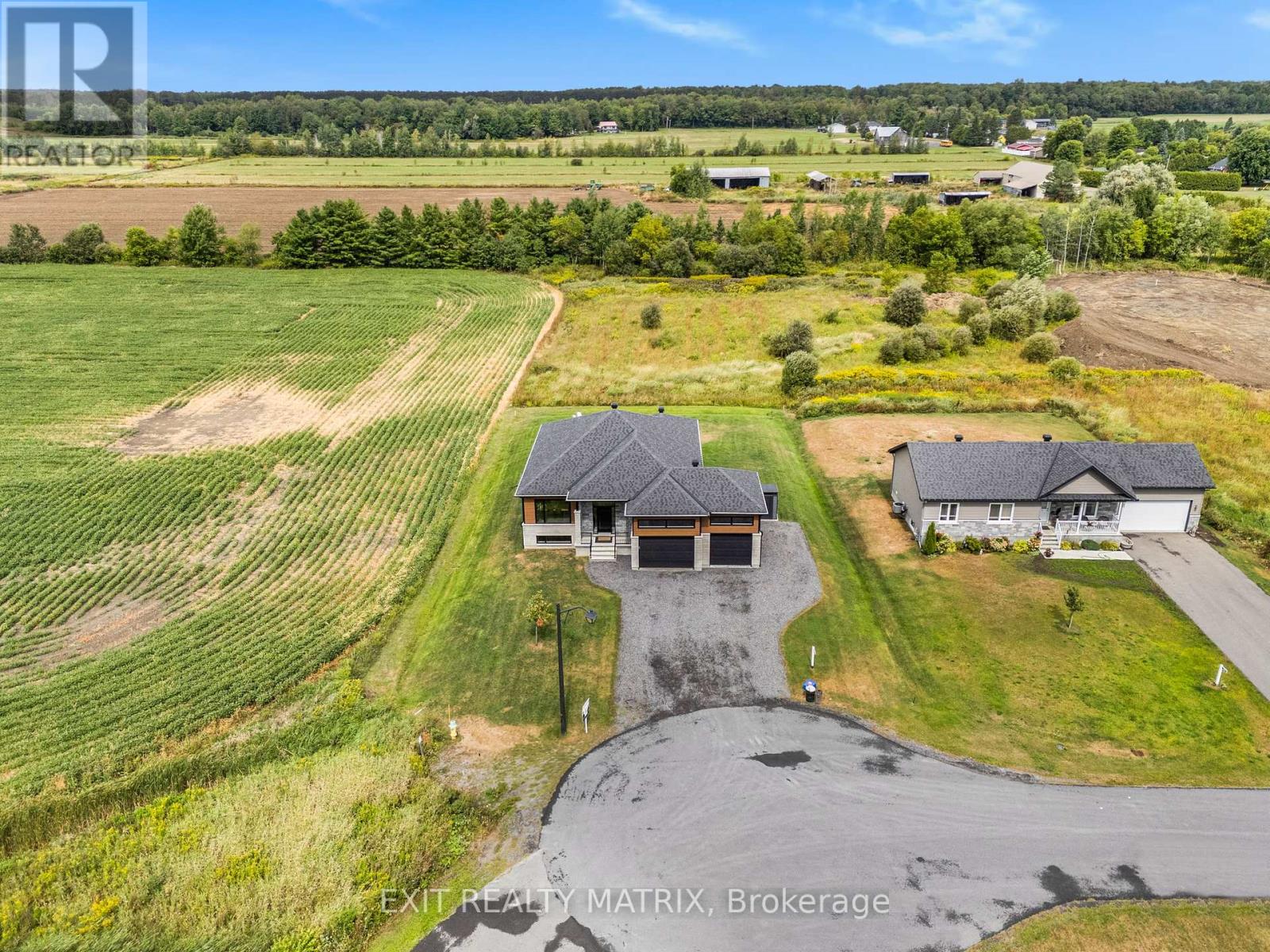 Photo 32 of 529 Voie Ferree Road, Clarencerockland ON