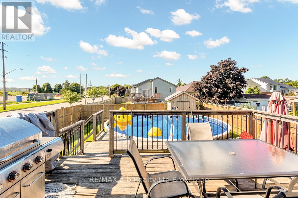 Photo 22 of 72 Ponsford Place, St Thomas ON