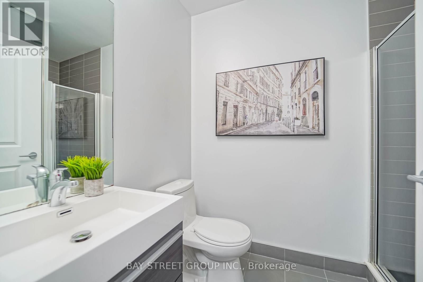 Photo 9 of 909 8081 Birchmount Road, Markham ON