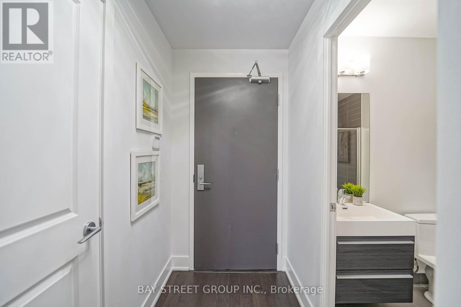 Photo 7 of 909 8081 Birchmount Road, Markham ON