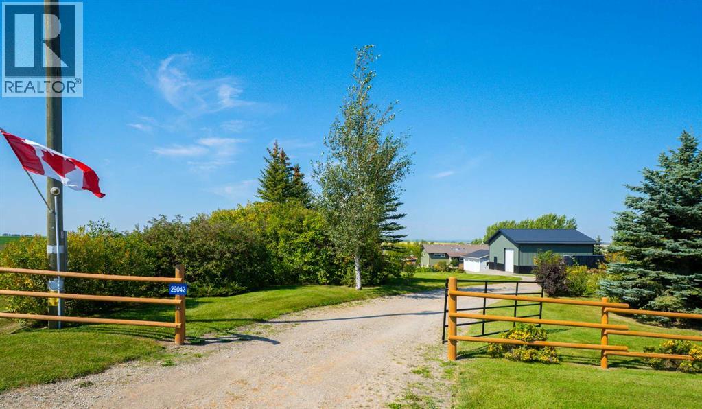 Photo 4 of 29042 Range Road 32, Rural Mountain View County AB