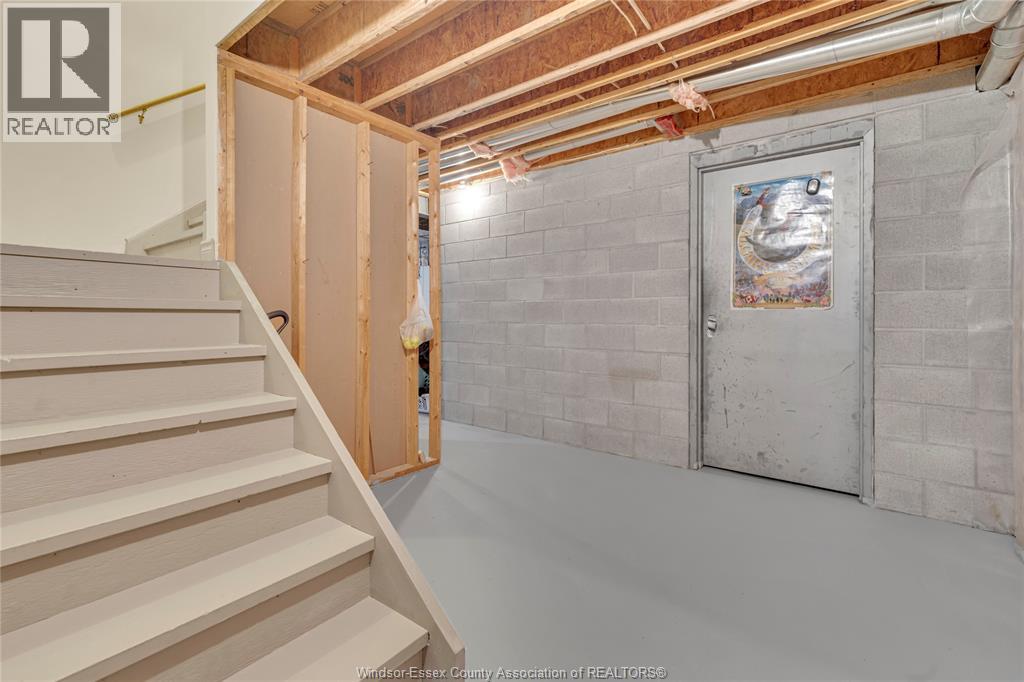 Photo 35 of 7057 Giardini, Essex ON