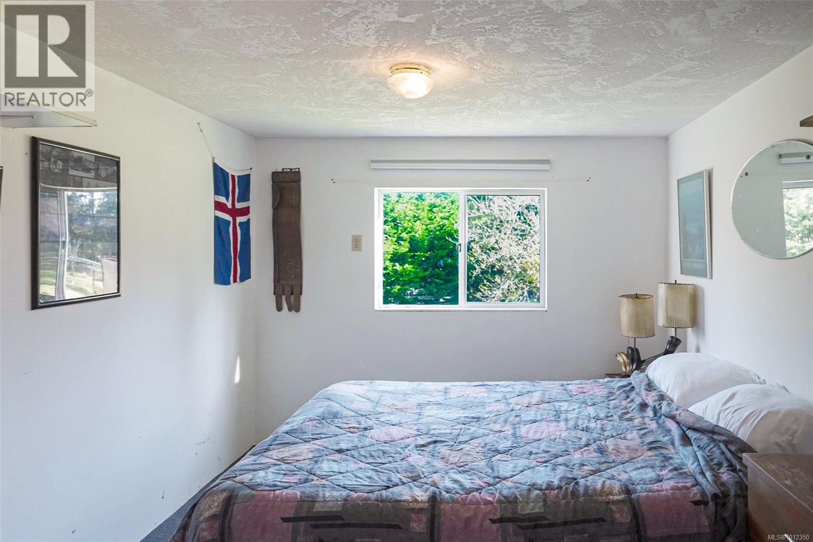  6827 Pascoe Road, Sooke