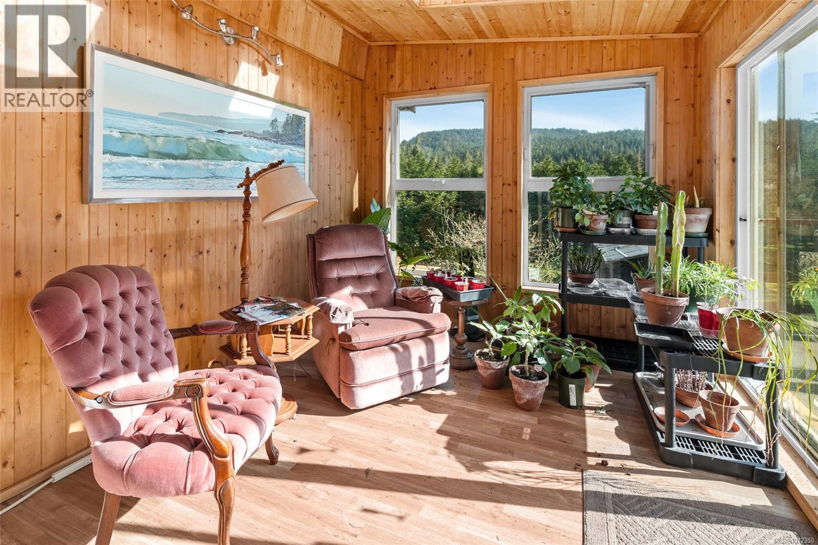  6827 Pascoe Road, Sooke