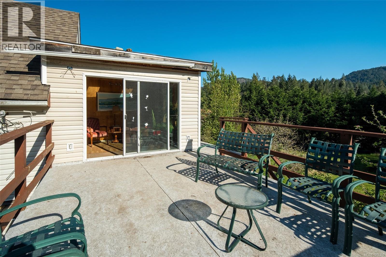  6827 Pascoe Road, Sooke