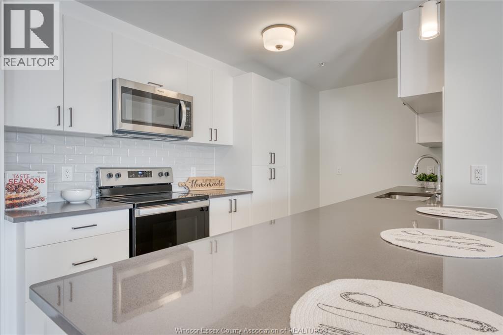 Photo 9 of 2600 Sandwich West Parkway Unit 201, Lasalle ON