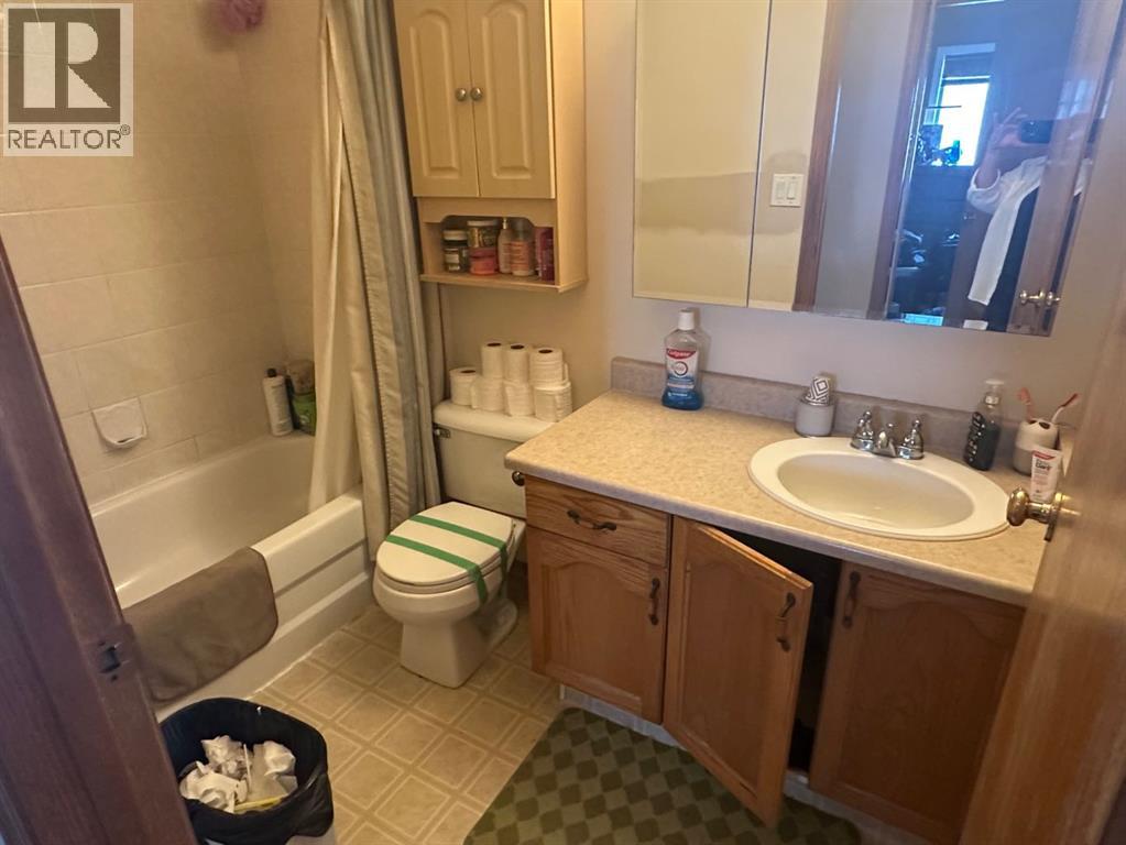 Photo 11 of 12516 97 A Street, Grande Prairie AB